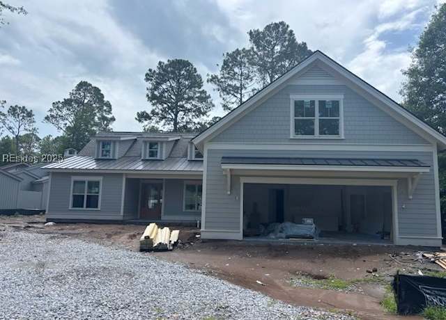 Property at 11 Windy Cove Ct, Hilton Head Island, SC 29926, 4 beds, 4.5 baths