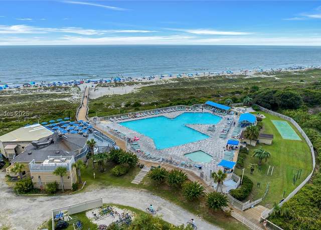 Property at 40 Folly Field Rd #204, Hilton Head Island, SC 29928, 1 bed, 1 bath