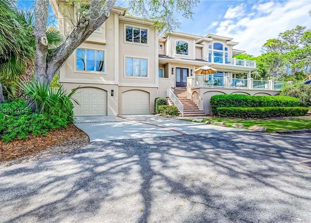 Property at 8 Curlew Rd, Hilton Head Island, SC 29928, 7 beds, 6.5 baths