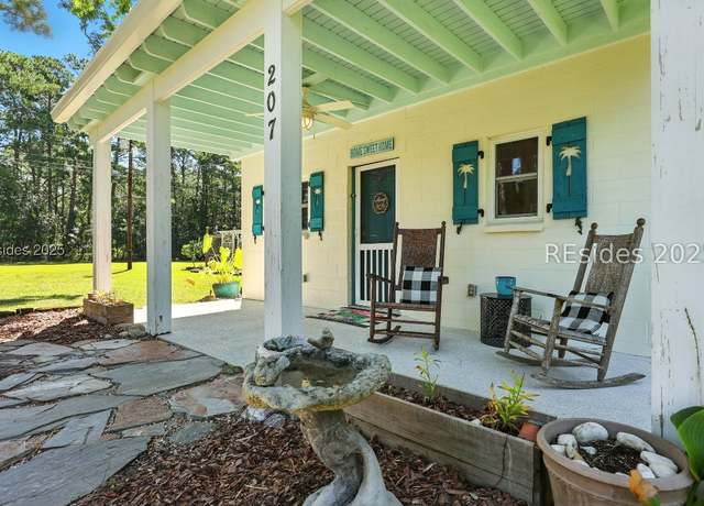 Property at 207 Goethe Hill Rd, Beaufort, SC 29906, 1 bed, 1 bath