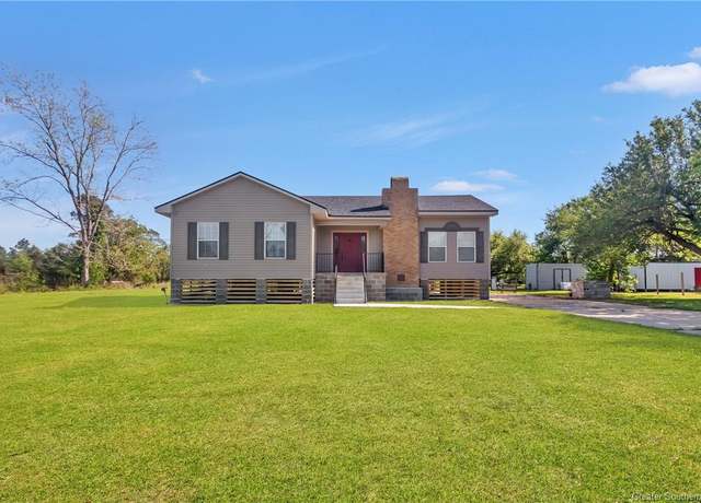 Property at 1673 Stout Street Street, Lake Charles, LA 70605, 3 beds, 2 baths