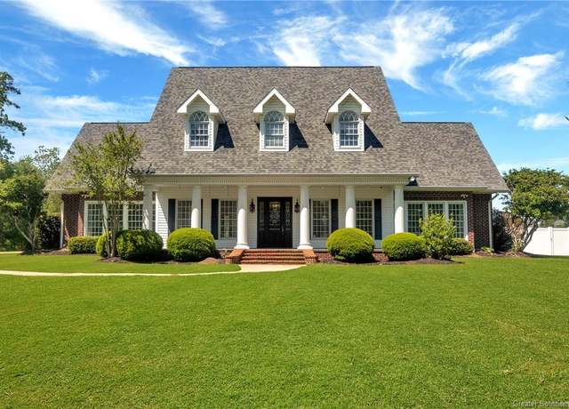 Property at 1135 Currie Drive Drive, Sulphur, LA 70665, 5 beds, 3.5 baths