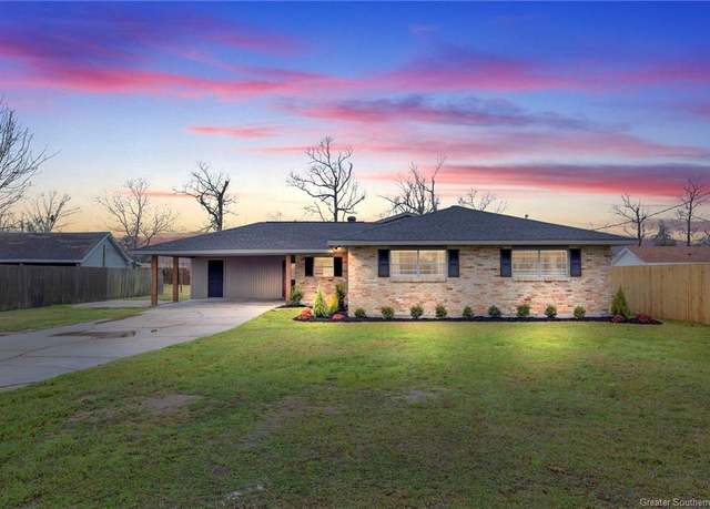 Property at 110 Garden Street Street, Sulphur, LA 70663, 4 beds, 3 baths