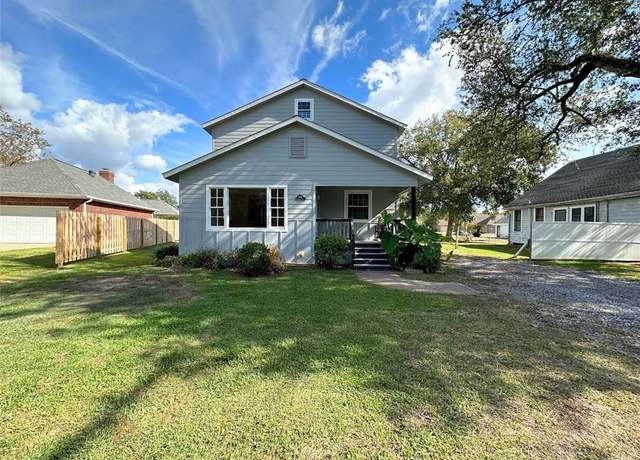 Property at 1805 Riverside Drive Drive, Lake Charles, LA 70601, 4 beds, 2 baths