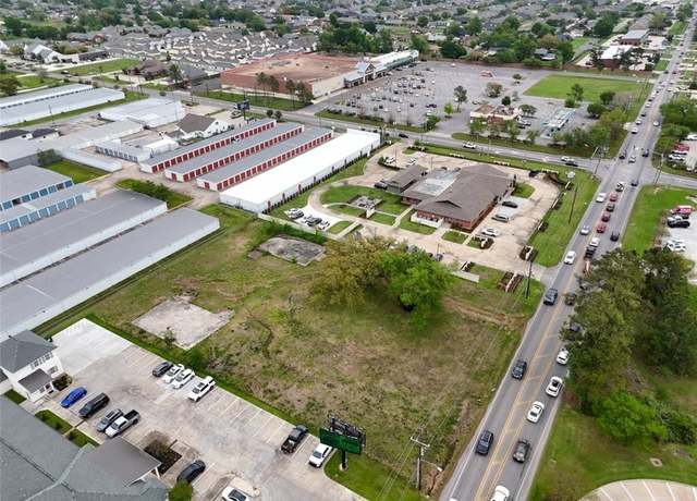 Property at 2828 Country Club Road Road, Lake Charles, LA