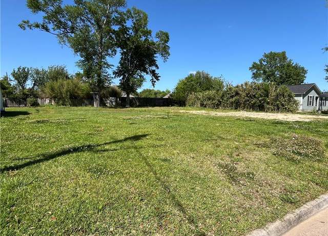 Property at 1015 Sycamore Street Street, Lake Charles, LA 70601
