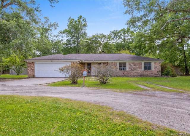 Property at 2861 Delta Downs Drive Drive, Vinton, LA 70668, 3 beds, 2 baths