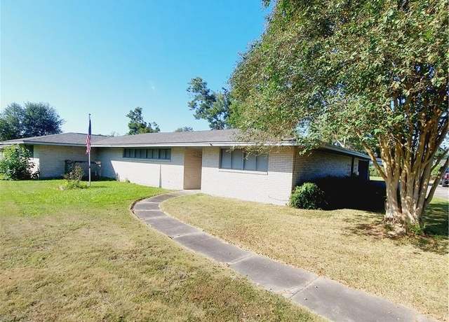Property at 1405 Lasalette Avenue Avenue, Sulphur, LA 70663, 4 beds, 2.5 baths