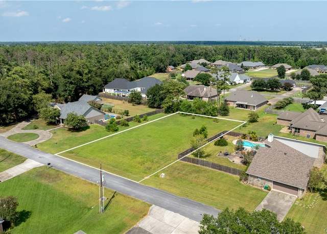 Property at 1306 Kingfisher Street Street, Sulphur, LA 70663