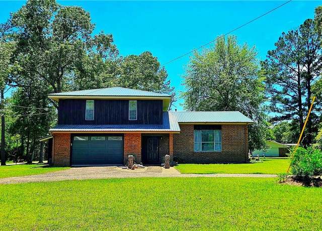 Property at 152 Liles Road Road, Anacoco, LA 71403, 4 beds, 3 baths