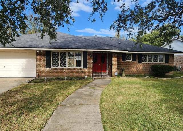 Property at 2529 18th Street Street, Lake Charles, LA 70601, 3 beds, 2 baths
