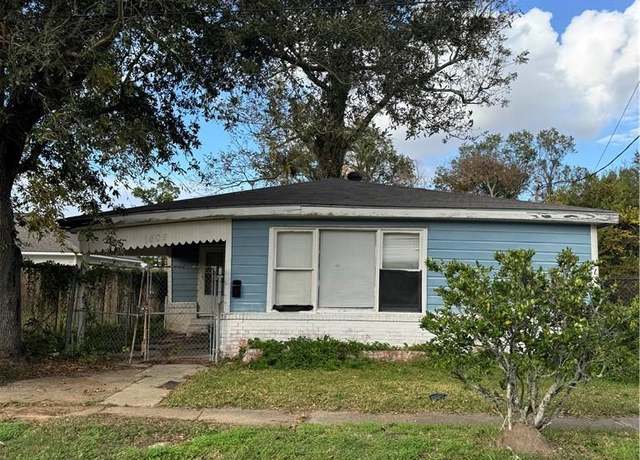 Property at 1609 Pine Street Street, Lake Charles, LA 70601, 2 beds, 1.5 baths