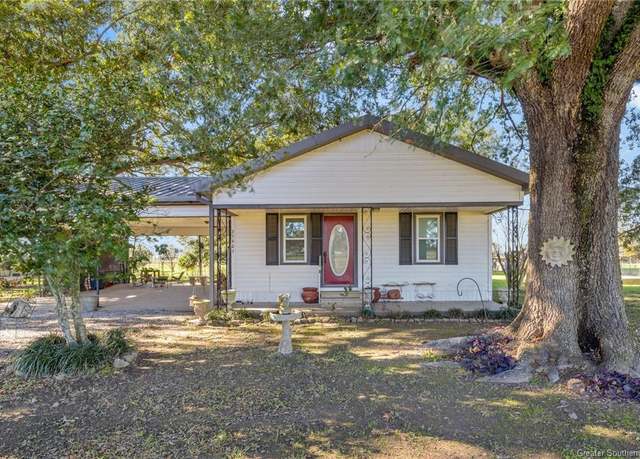 Property at 25405 Raymond Highway Highway, Elton, LA 70532, 2 beds, 2 baths