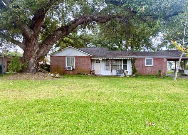 Property at 3902 Vanderbilt Street Street, Lake Charles, LA 70607, 3 beds, 1 bath