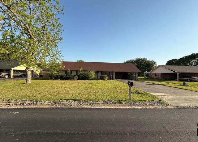 Property at 515 Magnolia Drive Drive, Jennings, LA 70546, 3 beds, 2.5 baths