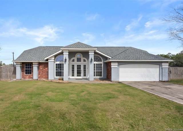 Property at 1624 N Michael Square Square, Lake Charles, LA 70611, 3 beds, 2 baths