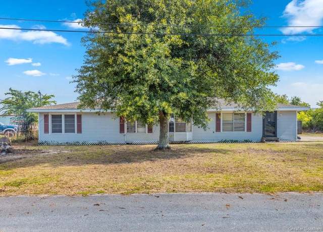 Property at 1228 Susan Street Street, Sulphur, LA 70665, 4 beds, 2 baths