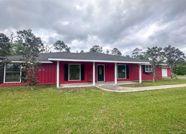 Property at 414 N Kingston Square Square, Lake Charles, LA 70611, 3 beds, 2 baths