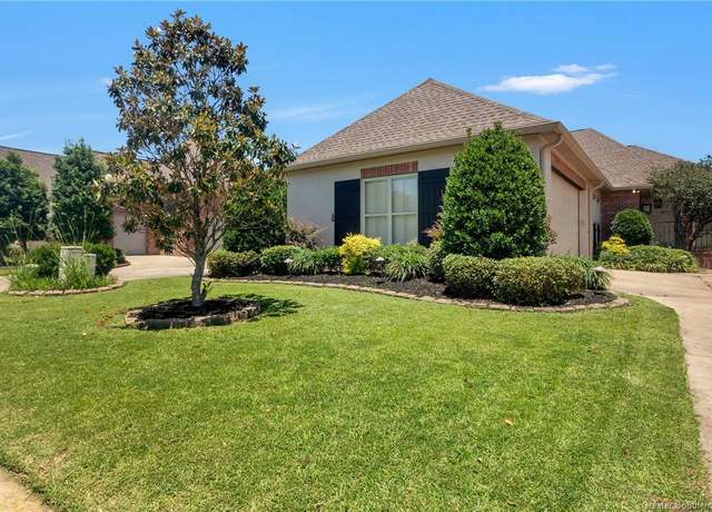 Property at 6123 E Azalea Drive Drive, Lake Charles, LA 70605, 3 beds, 2 baths