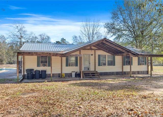 Property at 308 Woody Road Road, Deridder, LA 70634, 4 beds, 2 baths