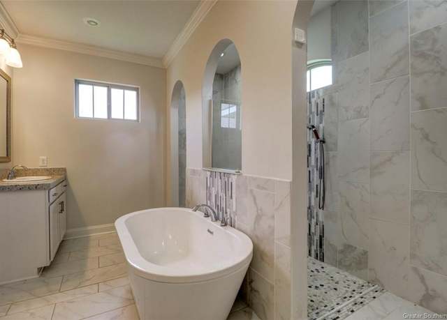Property at 329 Paisley Parkway Parkway, Sulphur, LA 70665, 3 beds, 2 baths