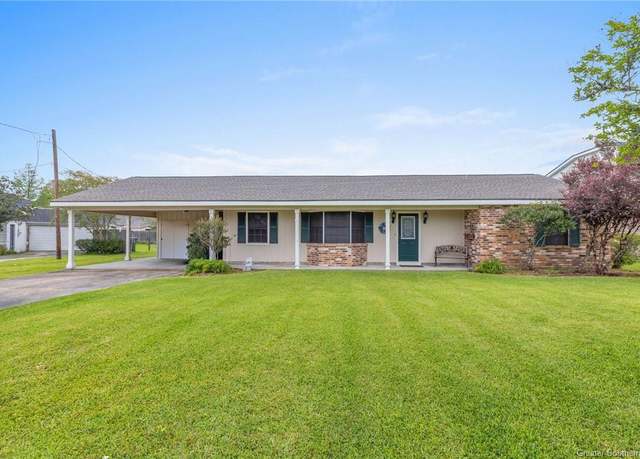 Property at 3605 E Whispering Woods Drive Drive, Lake Charles, LA 70605, 3 beds, 2 baths