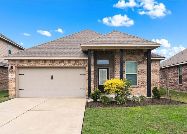 Property at 3199 Baywood Avenue Avenue, Lake Charles, LA 70607, 4 beds, 2 baths