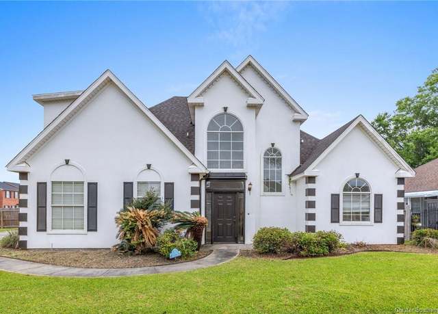 Property at 1623 Mignonette Lane Lane Unit A, Lake Charles, LA 70605, 3 beds, 2.5 baths