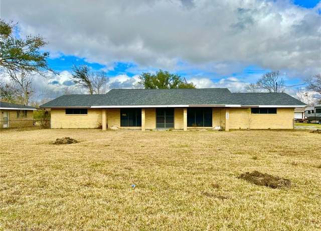 Property at 2668 Highway 14 Highway Highway E, Lake Charles, LA 70607, 4 beds, 2.5 baths