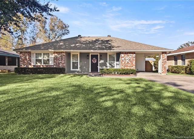 Property at 2229 13th Street Street, Lake Charles, LA 70601, 3 beds, 2 baths