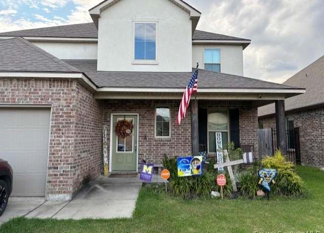 Property at 327 Windsor Drive Drive, Sulphur, LA 70665, 6 beds, 2.5 baths