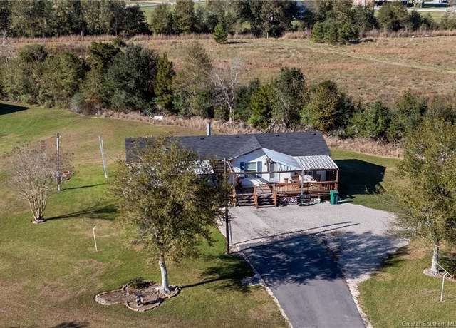 Property at 7322 Tammy Lane Lane, Lake Charles, LA 70607, 3 beds, 2 baths