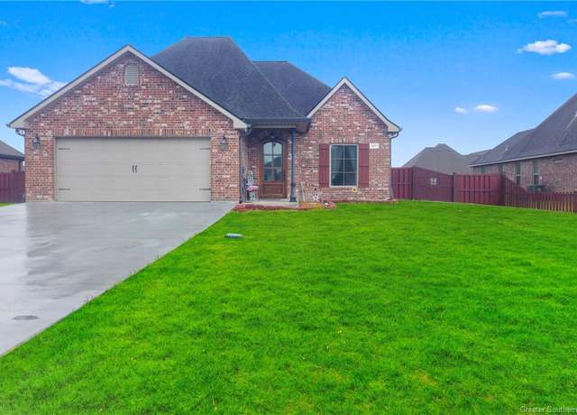 Property at 607 Chestnut Street Street, Iowa, LA 70647, 3 beds, 2 baths