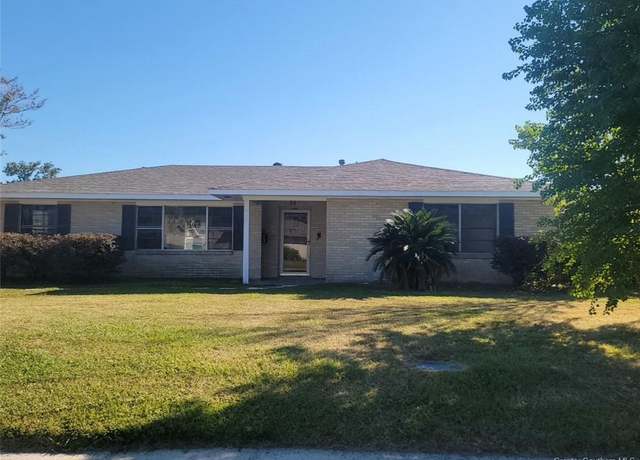 Property at 615 Julius Street Street, Lake Charles, LA 70605, 4 beds, 2 baths