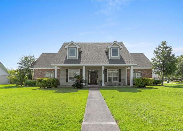 Property at 615 Alabama Street Street, Sulphur, LA 70663, 4 beds, 3.5 baths