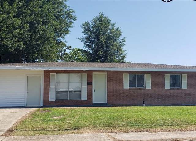 Property at 1113 Cactus Drive Drive, Lake Charles, LA 70607, 4 beds, 1 bath