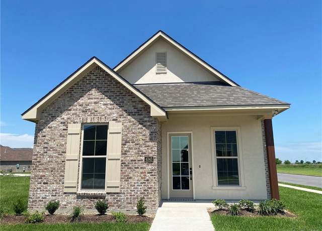 Property at 4345 Cabot Drive Drive, Lake Charles, LA 70607, 4 beds, 2 baths