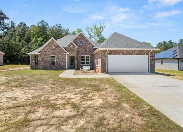 Property at 155 Tracie Drive Drive, Leesville, LA 71446, 4 beds, 3 baths