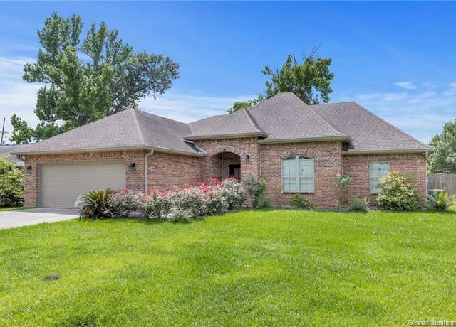 Property at 4020 Stephen Drive Drive, Lake Charles, LA 70605, 4 beds, 2 baths