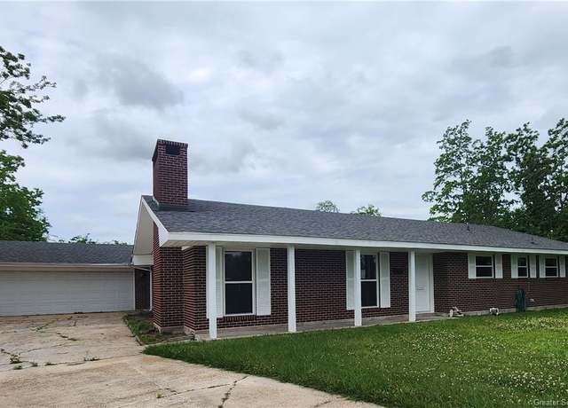 Property at 820 Holly Street Street, Lake Charles, LA 70601, 4 beds, 2.5 baths