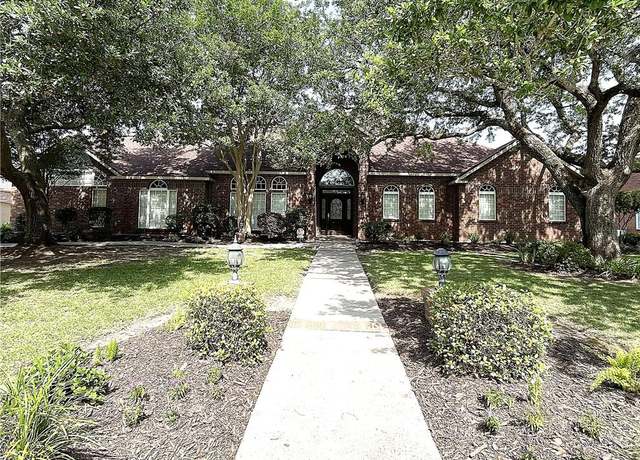 Property at 4115 Woodside Drive Drive, Lake Charles, LA 70605, 4 beds, 2.5 baths