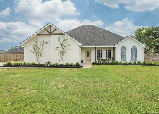 Property at 5714 Hemlock Street Street, Lake Charles, LA 70605, 4 beds, 2 baths