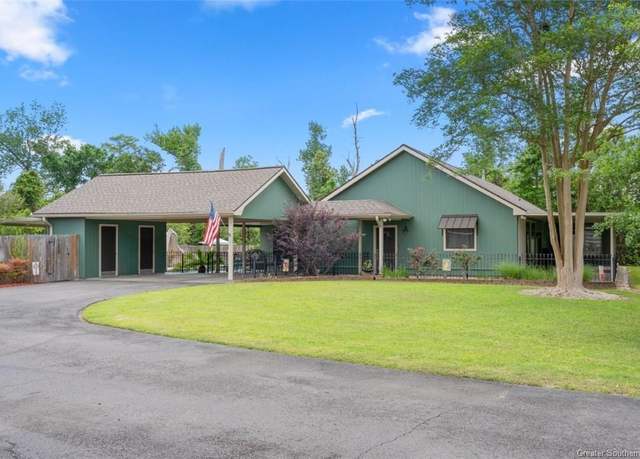Property at 877 Suburban Drive Drive, Lake Charles, LA 70611, 3 beds, 2 baths