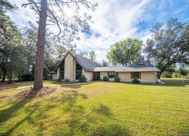 Property at 2927 Sam Houston Forest Drive Drive, Lake Charles, LA 70611, 3 beds, 2 baths