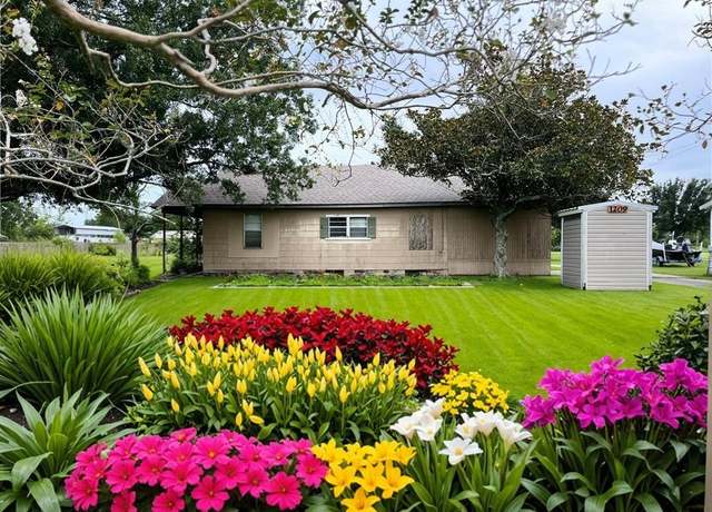 Property at 1209 W Tank Farm Road Road, Lake Charles, LA 70605, 3 beds, 1.5 baths