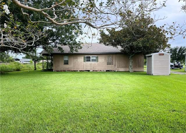 Property at 1209 W Tank Farm Road Road, Lake Charles, LA 70605, 3 beds, 1.5 baths