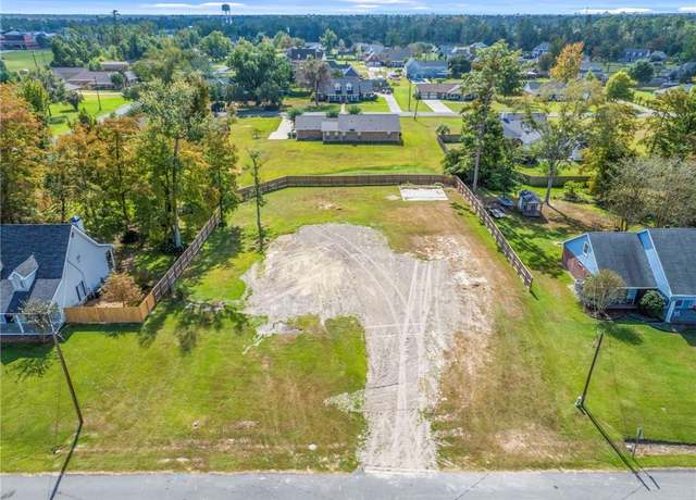Property at 231 N Presidential Circle Circle, Lake Charles, LA 70611