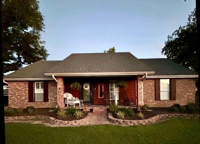 Property at 1765 Lawton Drive Drive, Sulphur, LA 70665, 4 beds, 3 baths