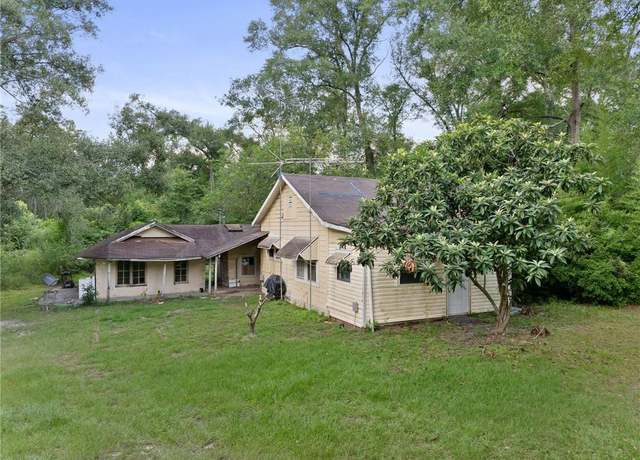 Property at 348 Lawlis Street Street, Deridder, LA 70634, 2 beds, 1 bath