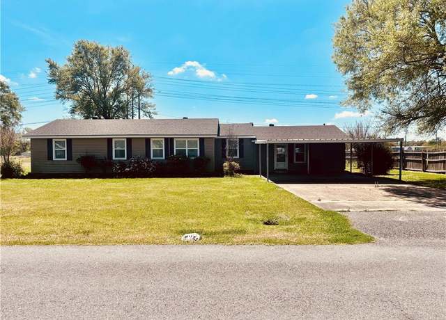 Property at 614 Murbelle Road Road, Lake Charles, LA 70607, 4 beds, 2 baths
